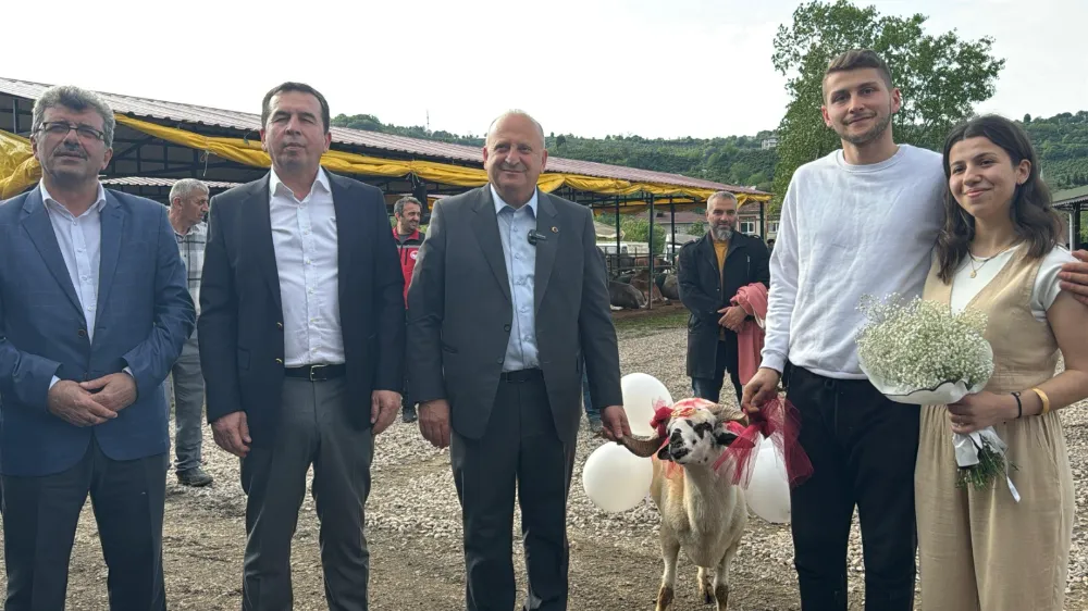Ünye Hayvan Pazarı’nda bayram bereketi