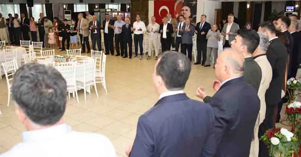 Ünye’de Geleneksel Kent Bayramlaşması Yoğun Katılımla Gerçekleşti
