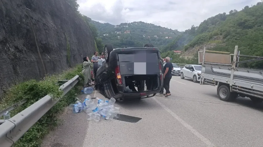 Araç takla attı; 1’i çocuk 4 kişi yaralandı