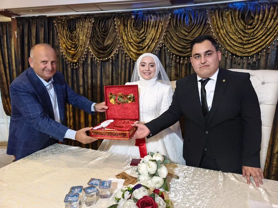 Çakır ve Okuş Ailelerinin en mutlu günü 