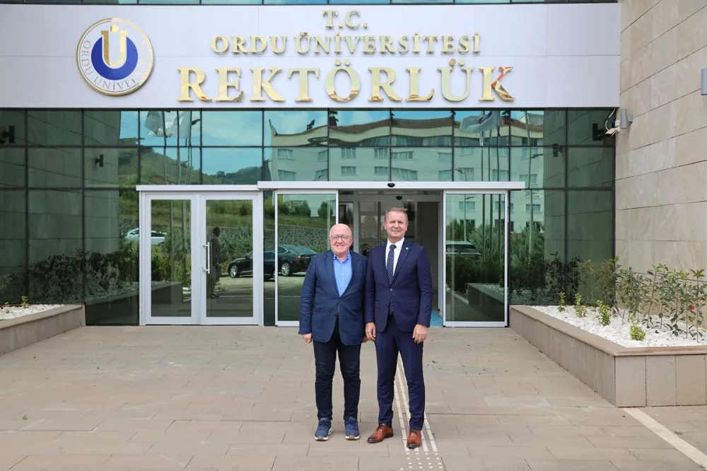 Samsun Üniversitesi Rektörü Aydın’dan ODÜ Rektörü Baş’a ziyaret