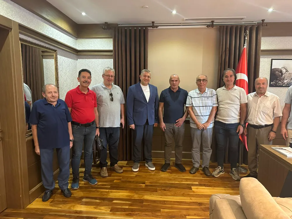 Ünye’nin 22 maddelik talep dosyası Büyükşehir’e sunuldu!