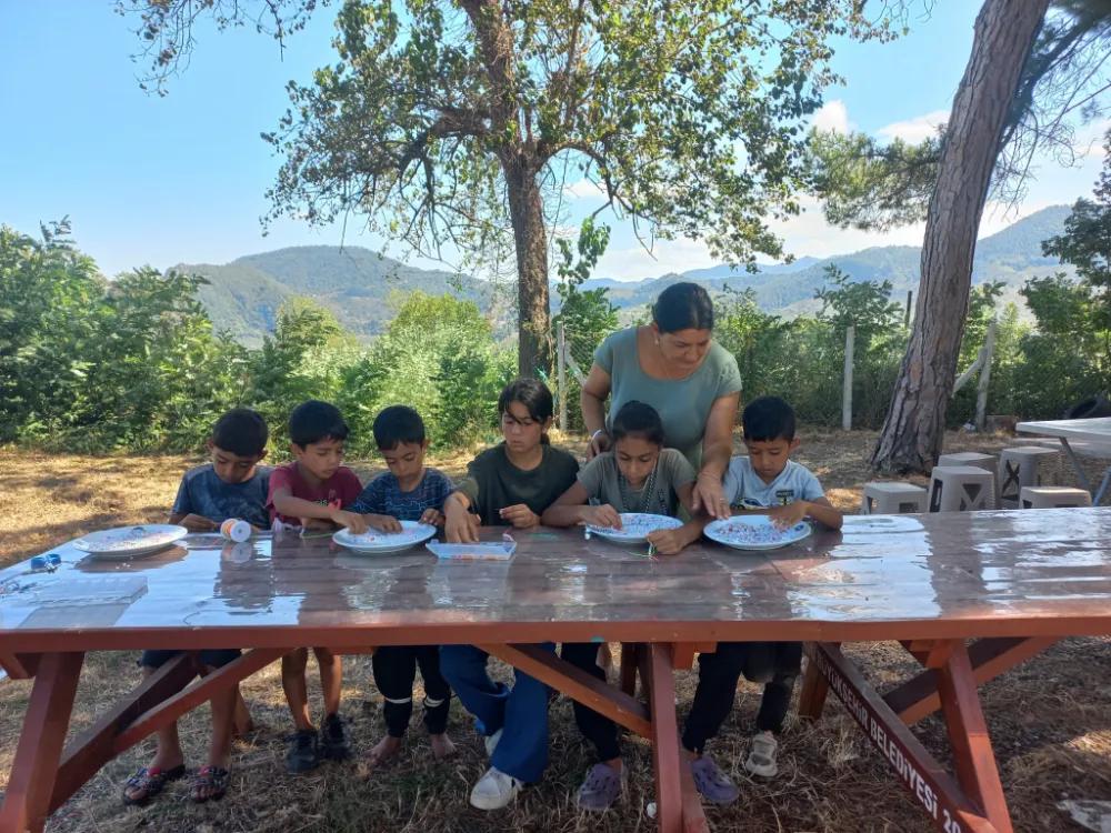 Ünye’de mevsimlik tarım işçilerinin çocuklarına eğitim ve etkinlik desteği