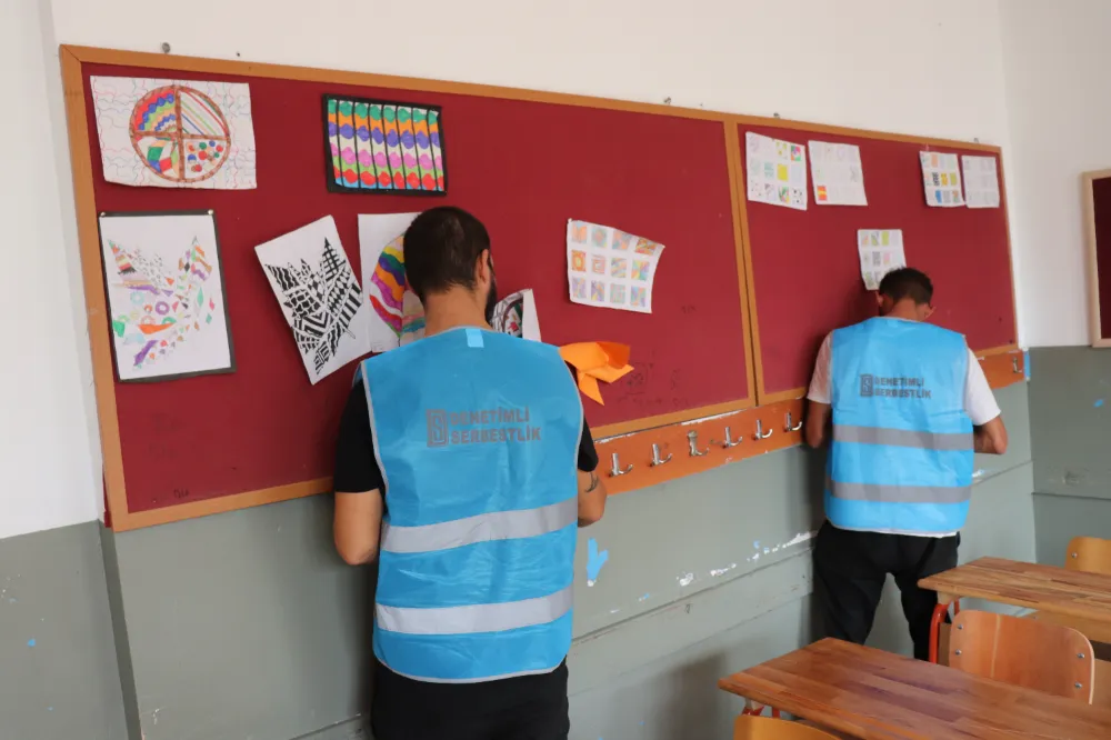 Ünye’de yükümlüler  okulları hazırlıyor