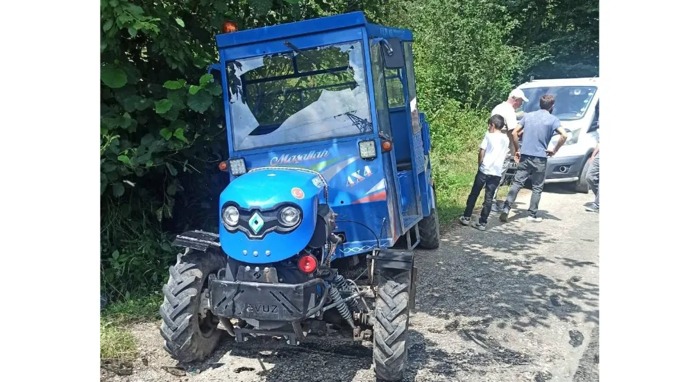 Kamyonetle patpat çarpıştı; 2 kişi yaralandı