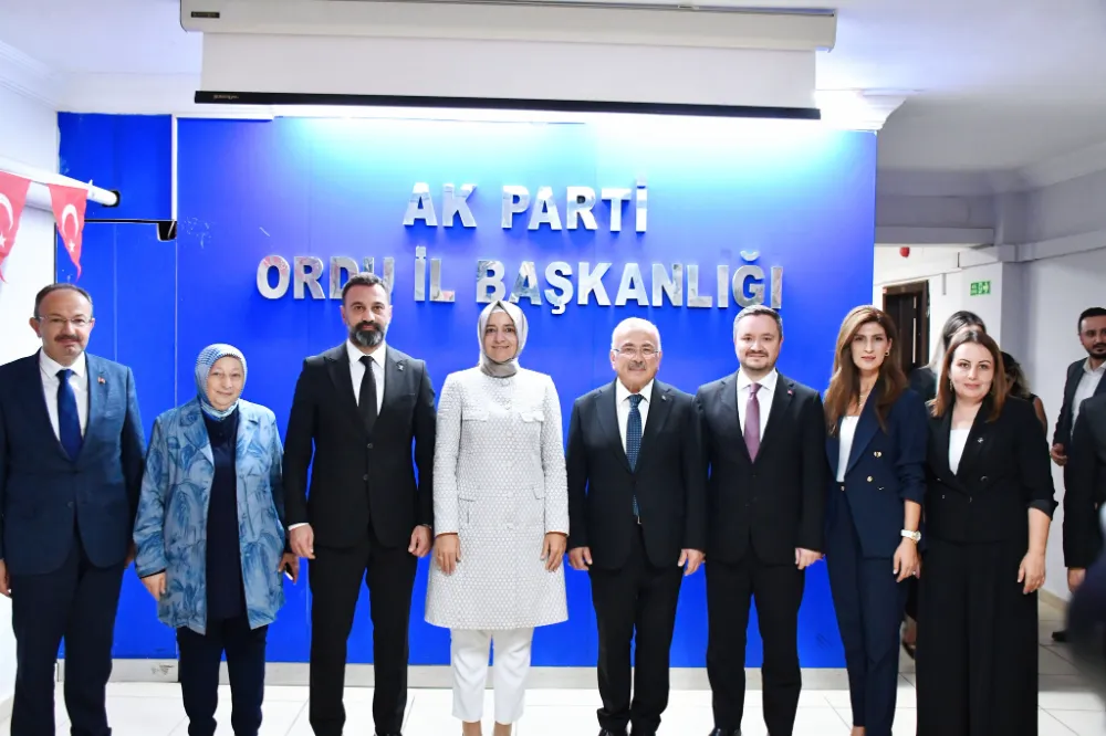 Başkan Altaş, Fatma Betül Sayan Kaya’nın Programlarına Katıldı